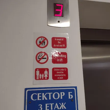 Slavi Exselsior, Sunny Appartement