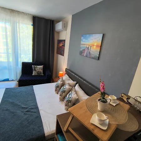 公寓 Slavi Exselsior, Sunny 阳光海滩