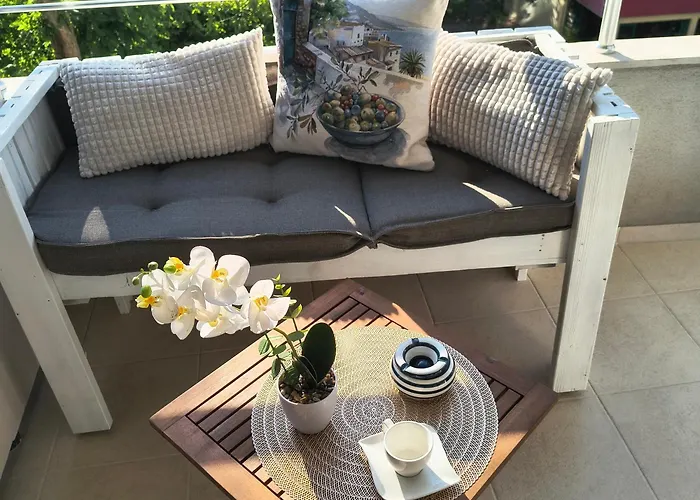 Апартамент Slavi Exselsior, Sunny 3*